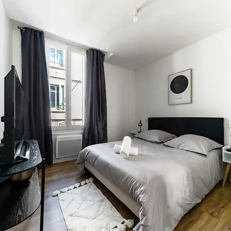 Gilbert - Design Centre * فيشي