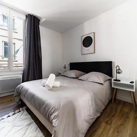 Gilbert - Design Centre * فيشي