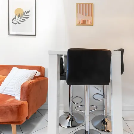Gilbert - Design Centre Apartment Vichy