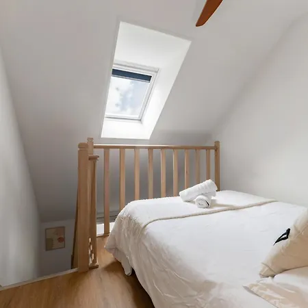 Gilbert - Design Centre Apartment Vichy