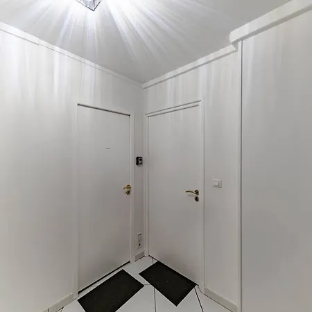 Gilbert - Design Centre Apartament Vichy