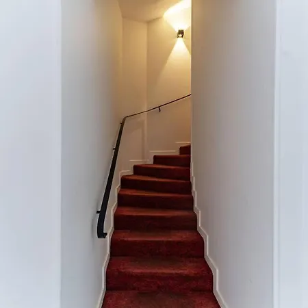 Gilbert - Design Centre Apartament *