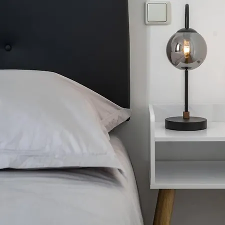 Gilbert - Design Centre Apartament *