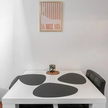 Gilbert - Design Centre Apartament *