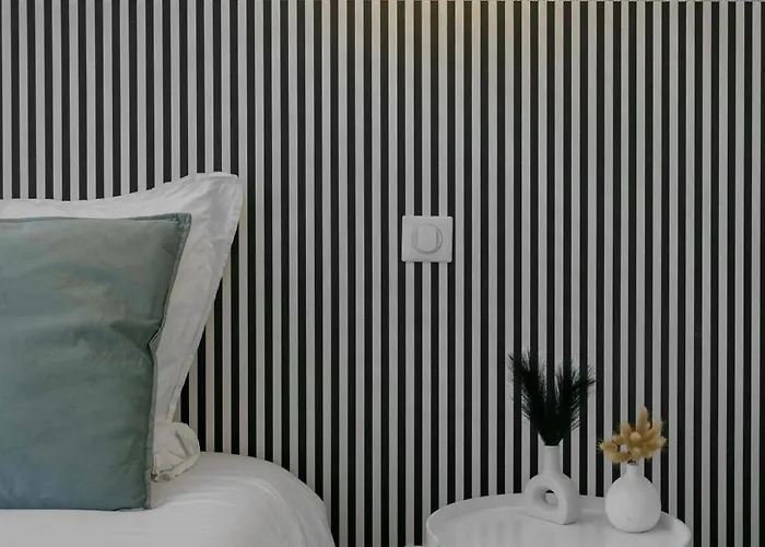 Gilbert - Design Centre * فيشي